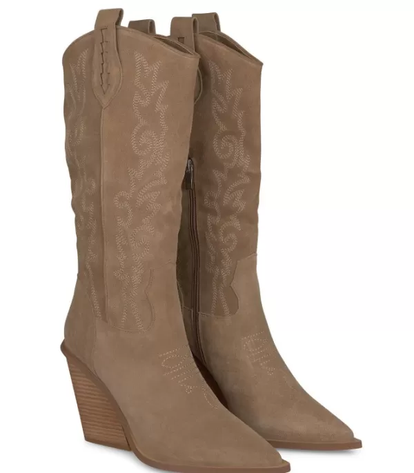 Botas Tacón*Alma en Pena Comprar Bota Vaquera Con Tacón Bordado
