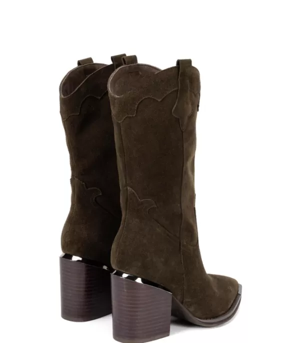 comprar_botas_vaqueras_lisas_con_tacn_2.webp Botas Tacón*Alma en Pena Comprar Botas Vaqueras Lisas Con Tacón