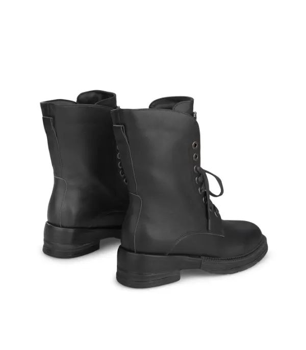 comprar_botin_cordon_adorno_pedreria_2.webp Botines Planos*Alma en Pena Comprar Botin Cordon Adorno Pedreria